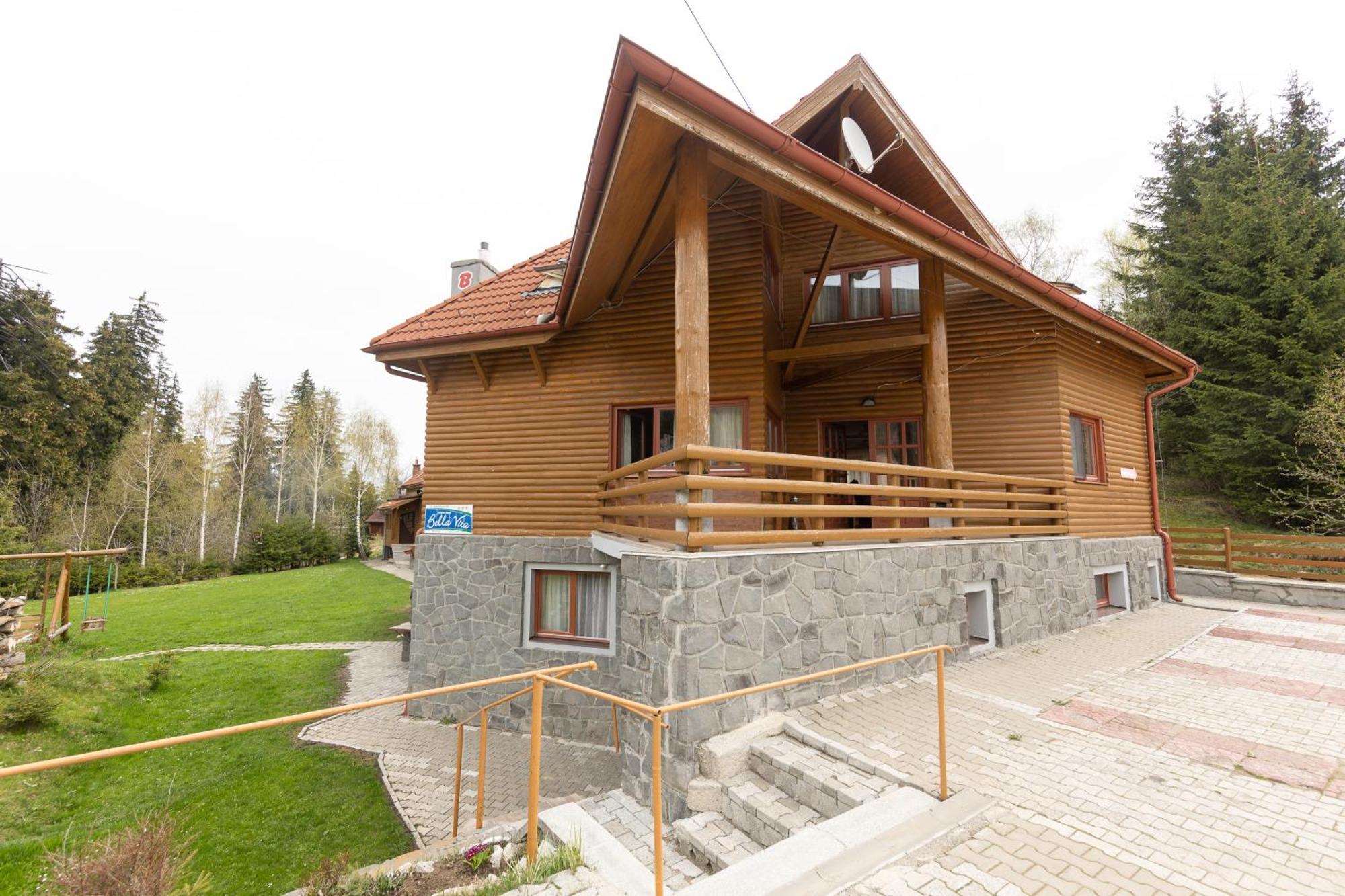 Pensiunea Bella Vita Harghita-Bai Exterior photo